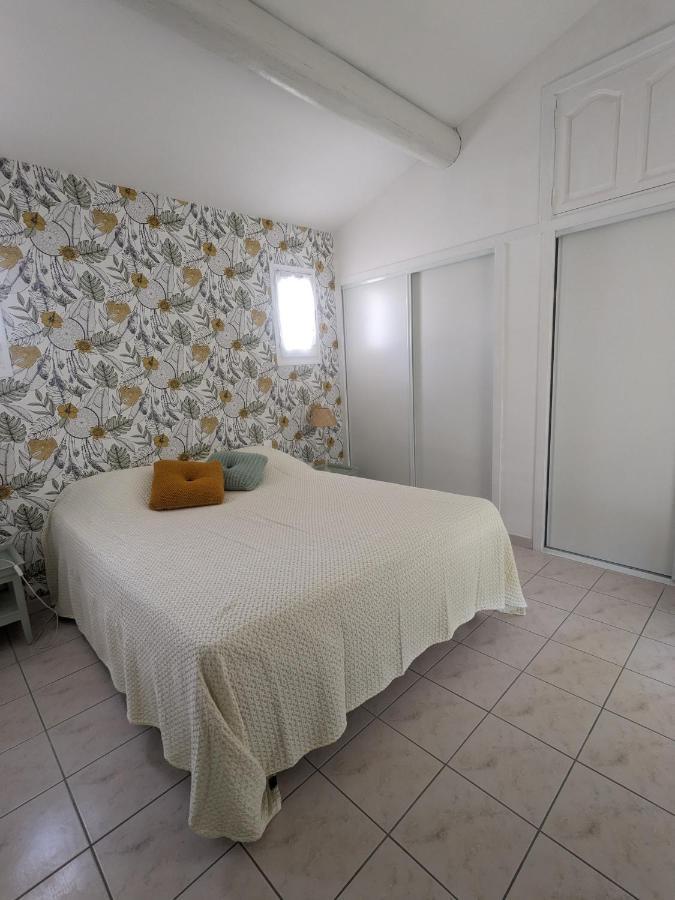 Chambre D'Hote Au Coeur Des Alpilles Mouries Zewnętrze zdjęcie